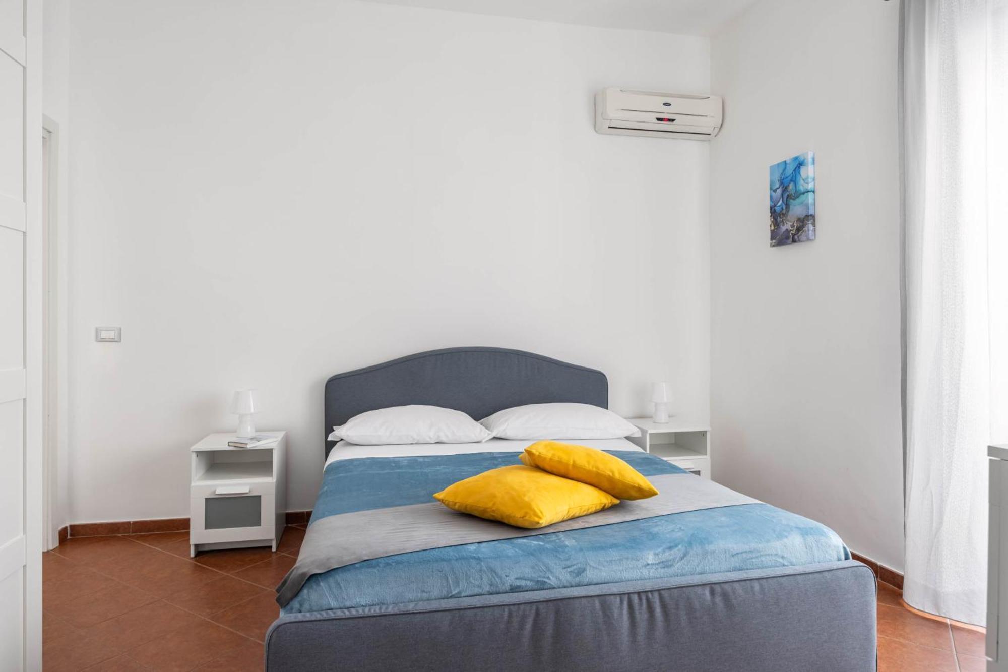 Sedie Volanti Apartment With Jacuzzi Палермо Екстериор снимка